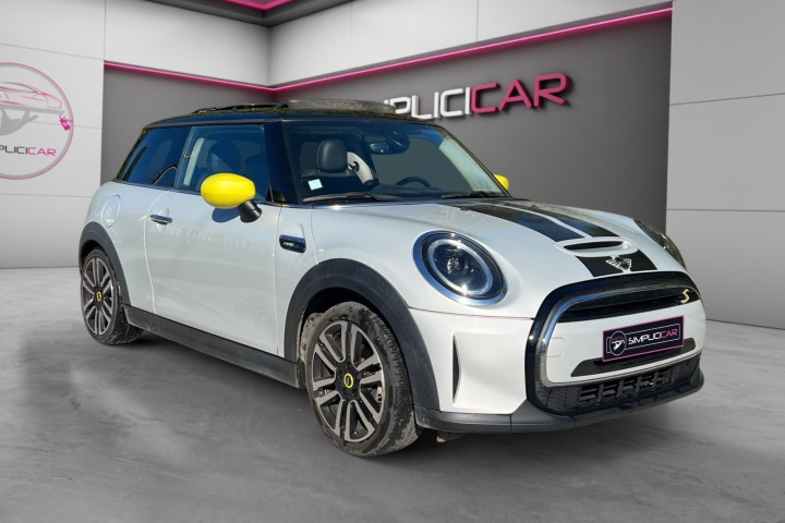 MINI III (2) (F56) HATCH COOPER SE CAMDEN 32.6 KWH 184ch