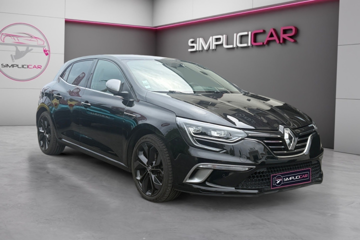 RENAULT MEGANE IV BERLINE